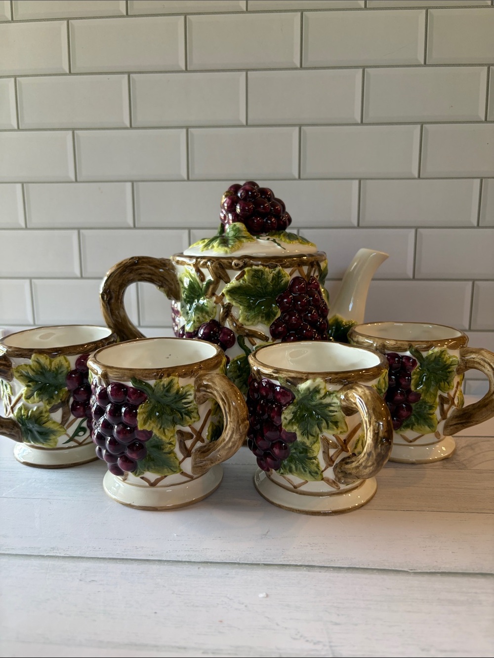 Grape Motif Ceramic Teapot & 4 Mugs Set - Purple & Green